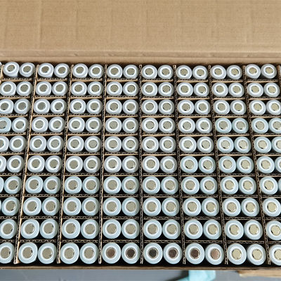 UN38.3 certificou 3,7 a bateria recarregável de V 2400mah 18650 com parte superior lisa 0.05kg